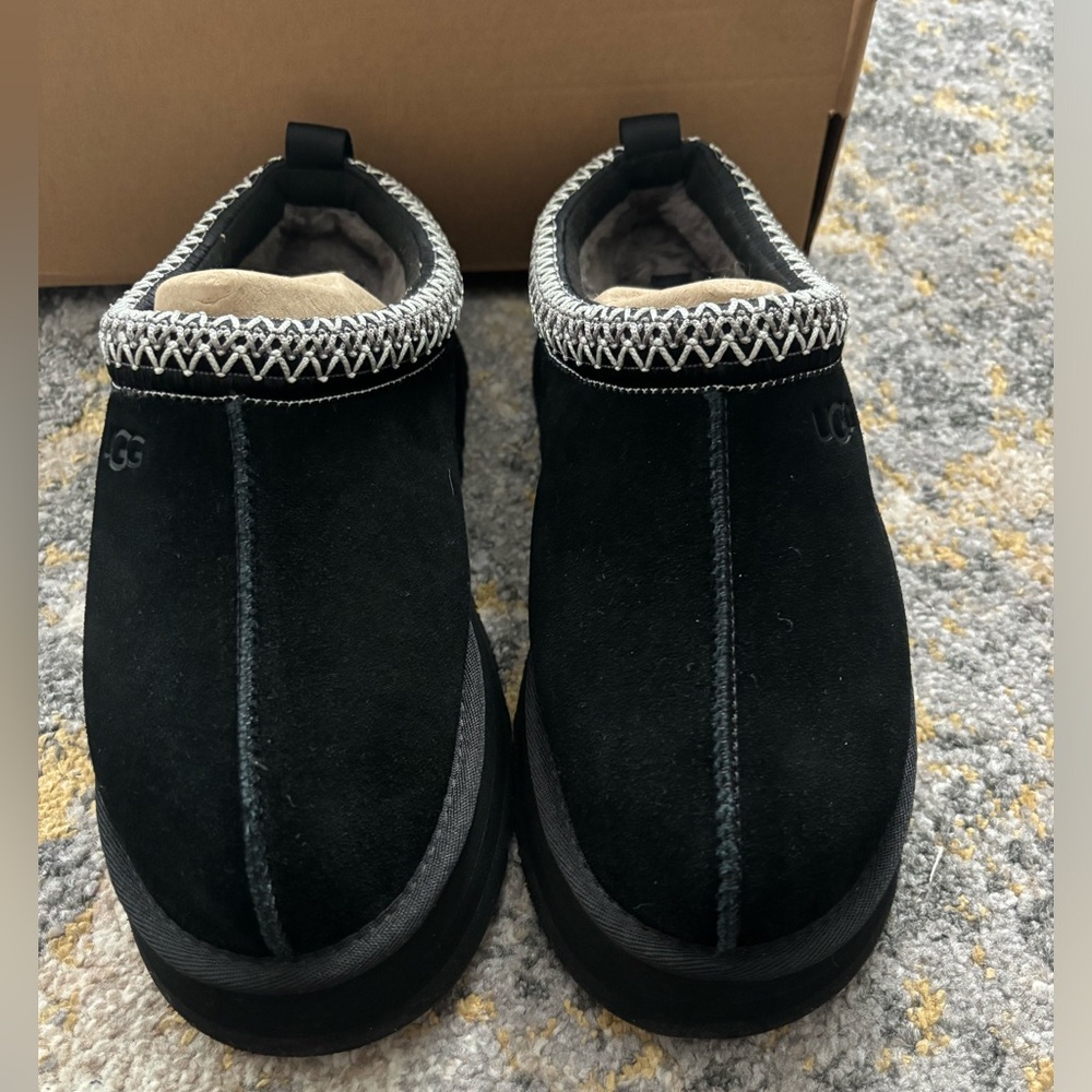 UGG WOMENS BLACK TAZZ SLIPPERS SIZE 9 NEW WITH BOX